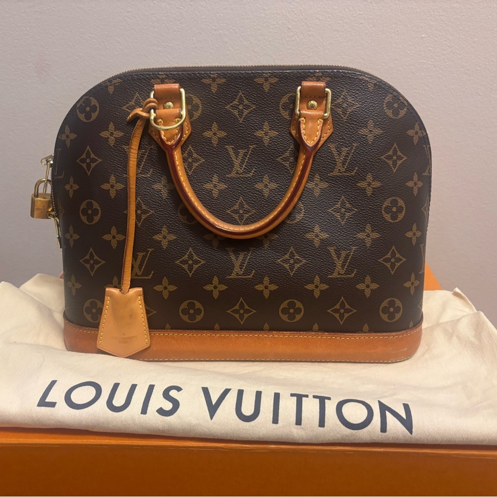 Louis Vuitton Alma PM